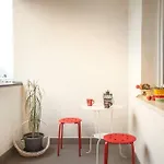 Lovely Near Airport Apartment *